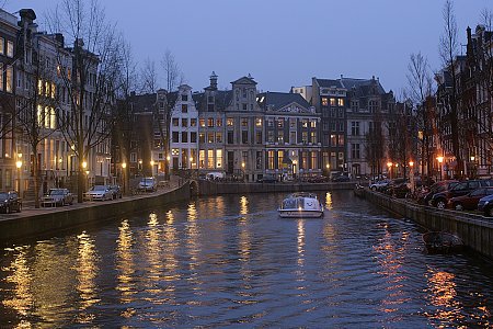 Kattints a kpre a nagytshoz

Cm:  Amszterdam.jpg
Megnztk: 1954
Mret:  623,0 KB
Azonost:  1078