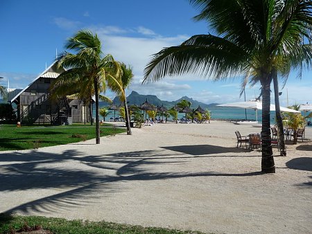 Kattints a k�pre a nagy�t�shoz

C�m:  Preskil-Beach hotel - Mauritius.jpg
Megn�zt�k: 2119
M�ret:  240,7 KB
Azonos�t�:  13