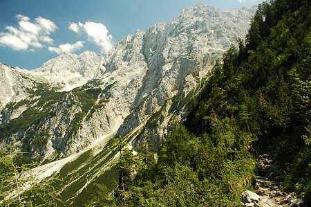 Kattints a képre a nagyításhoz

Cím:  Kamniki-Alpok.jpg
Megnézték: 3073
Méret:  134,5 KB
Azonosító:  32