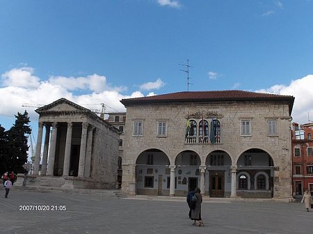 Kattints a k�pre a nagy�t�shoz

C�m:  tn_1HPIM1556.JPG
Megn�zt�k: 832
M�ret:  230,4 KB
Azonos�t�:  339