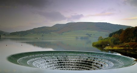 latnivalok-angliaban-ladybower-viztarozo.jpg